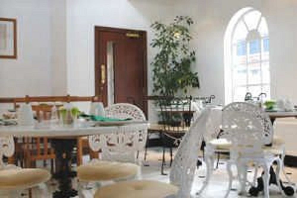 Kings Paget Hotel West Drayton  Bagian luar foto